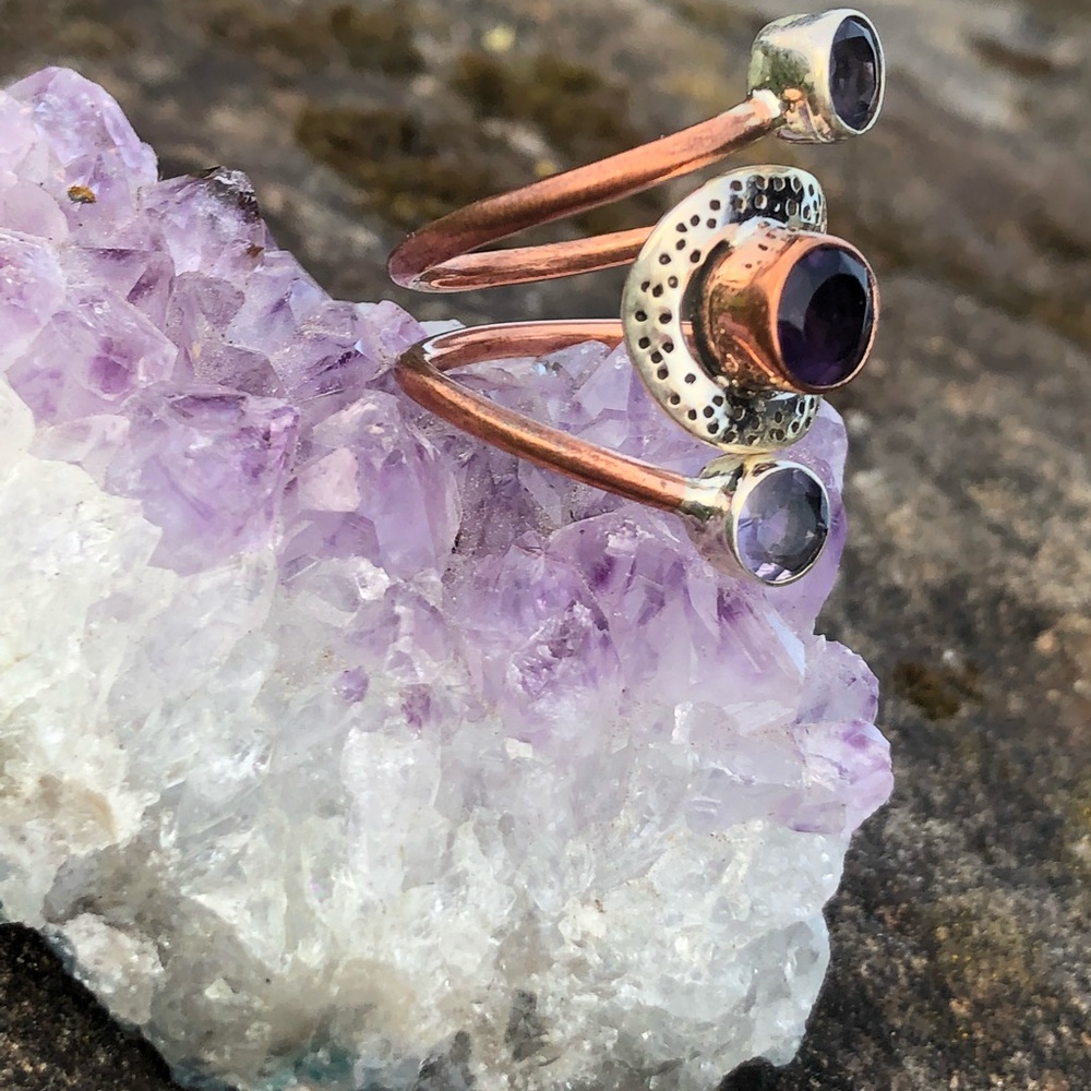 SOLD Amethyst Ring - Picture 4 of 8